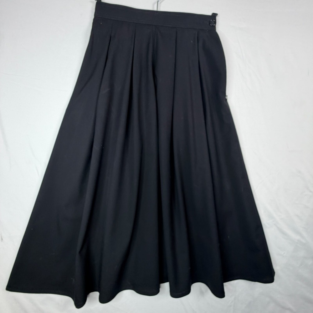 Jaeger Black 100% Wool Pleated Midi Skirt Made in Great Britain Size 10/25 Waist
